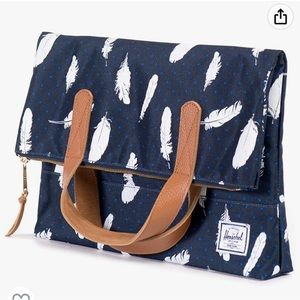 Herschel Supply Co Willmore Navy Purse Clutch Like New